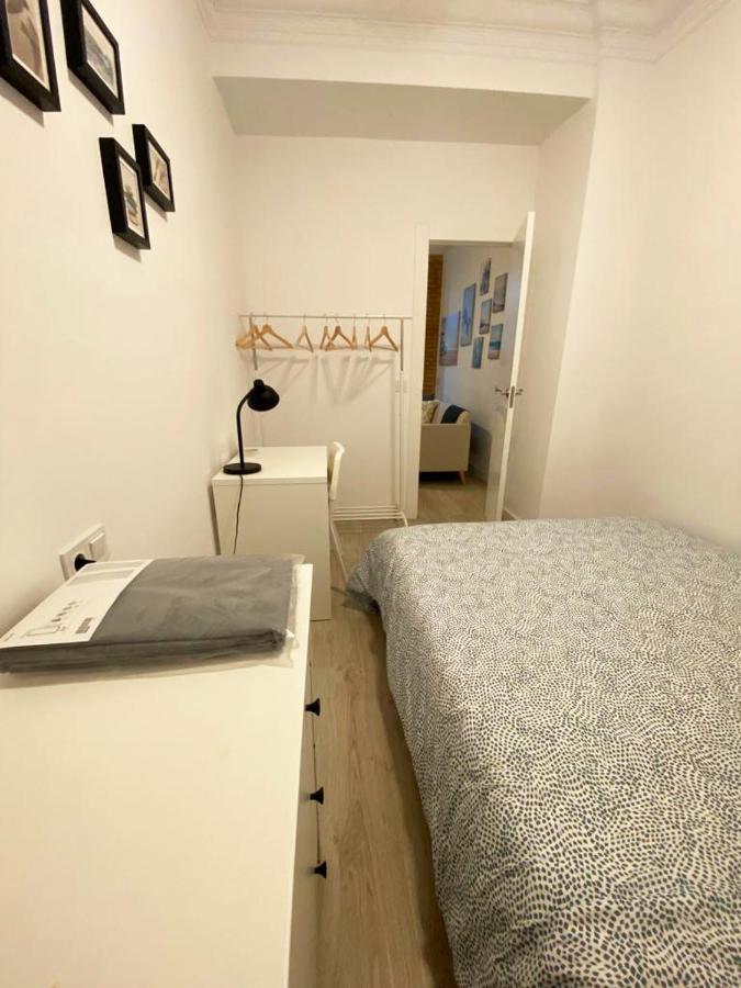 Malvarrosa Private Rooms In Shared Apartment Valência Exterior foto